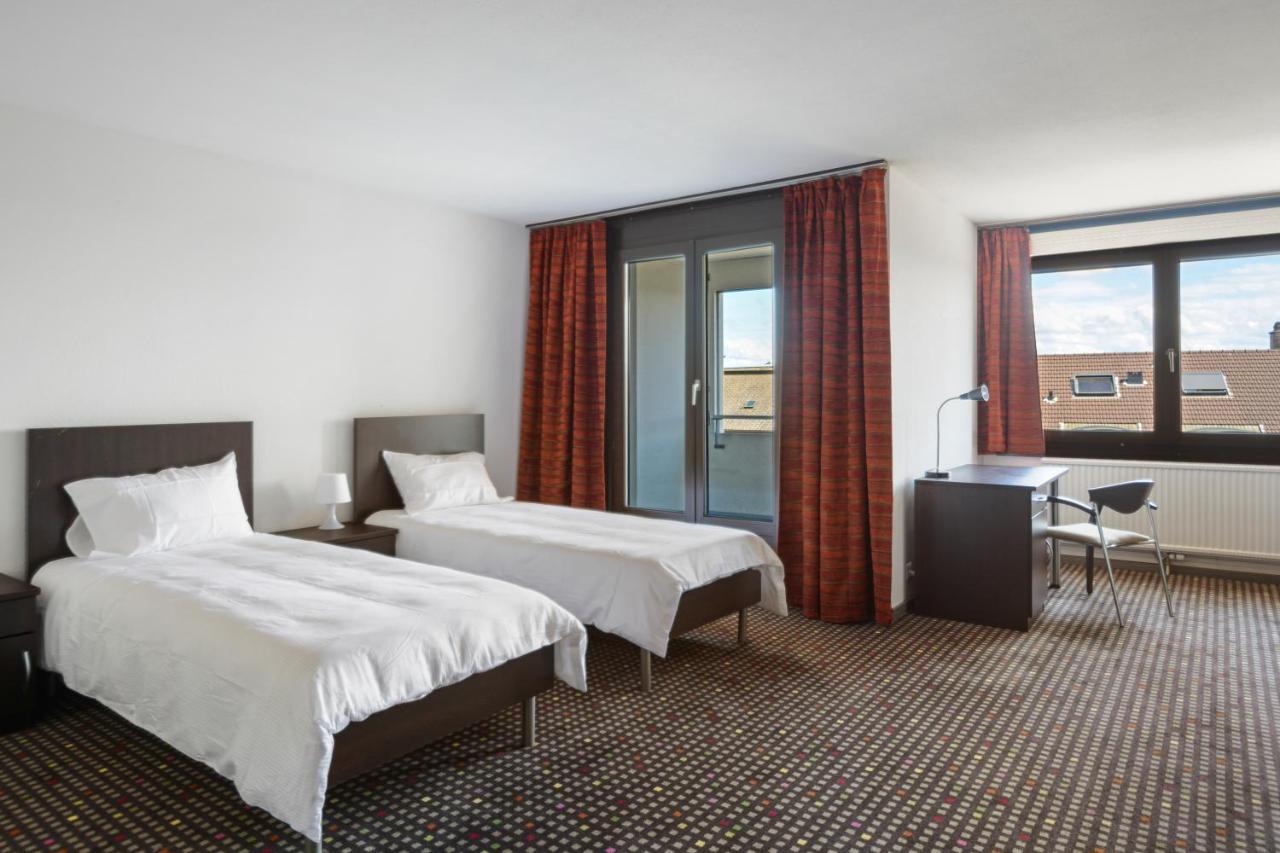 Hotel Neuchatel City Hotel 3*