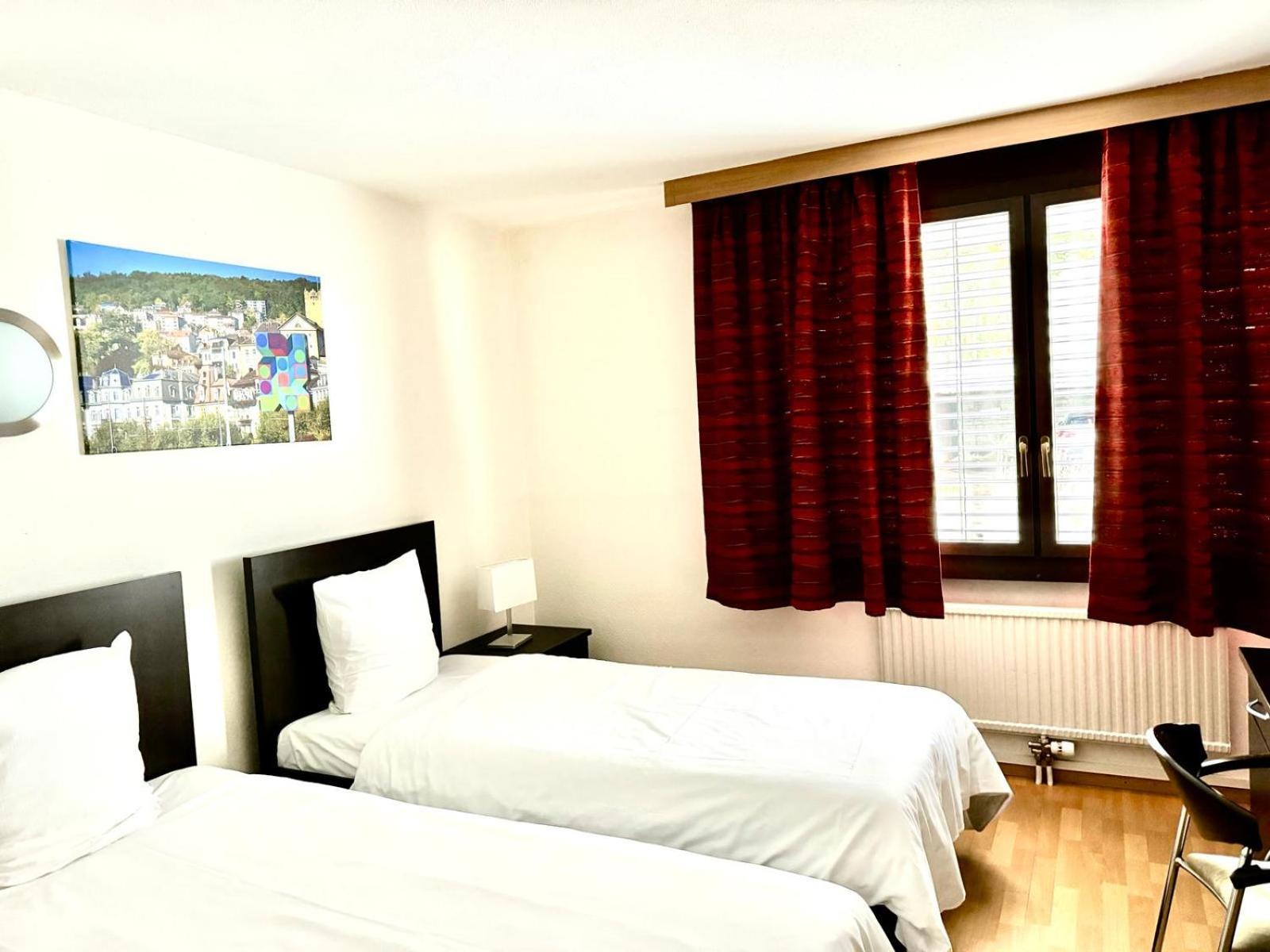 Hotel Neuchatel City Hotel 3*